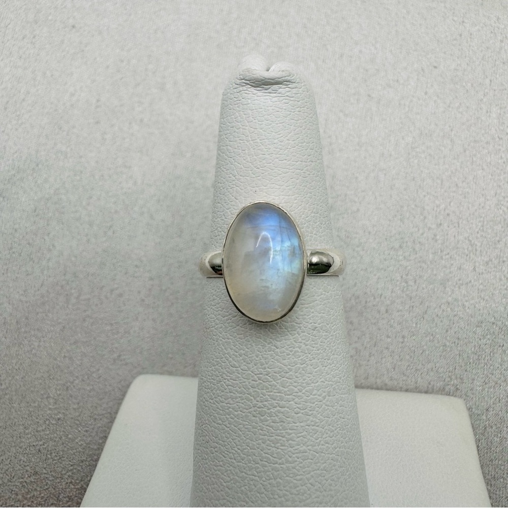 Rainbow Moonstone Sterling Silver Oval Ring